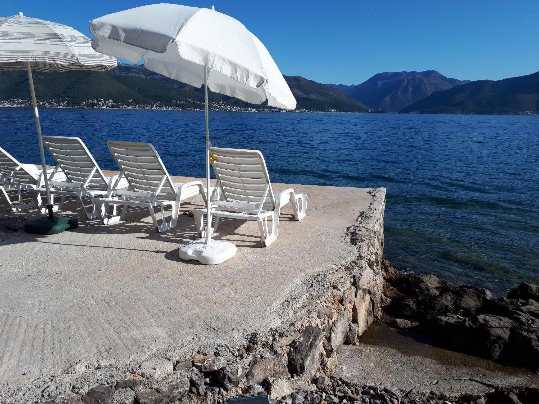 Apartments Sino More Tivat Exterior foto