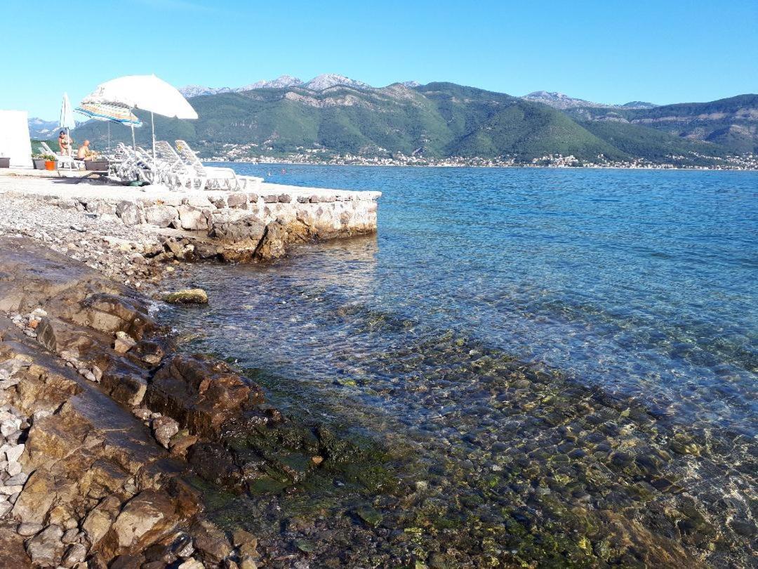 Apartments Sino More Tivat Exterior foto