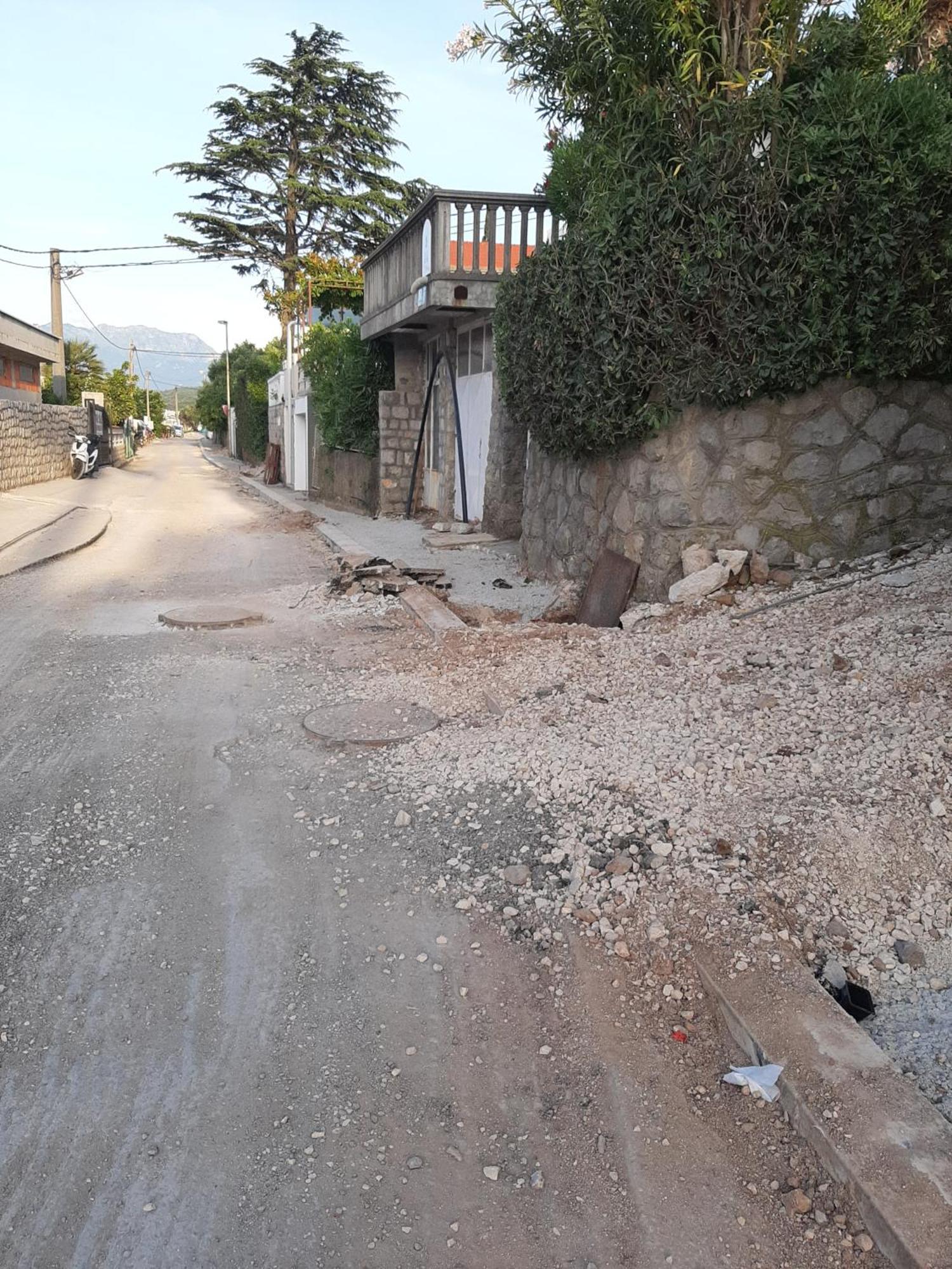 Apartments Sino More Tivat Exterior foto
