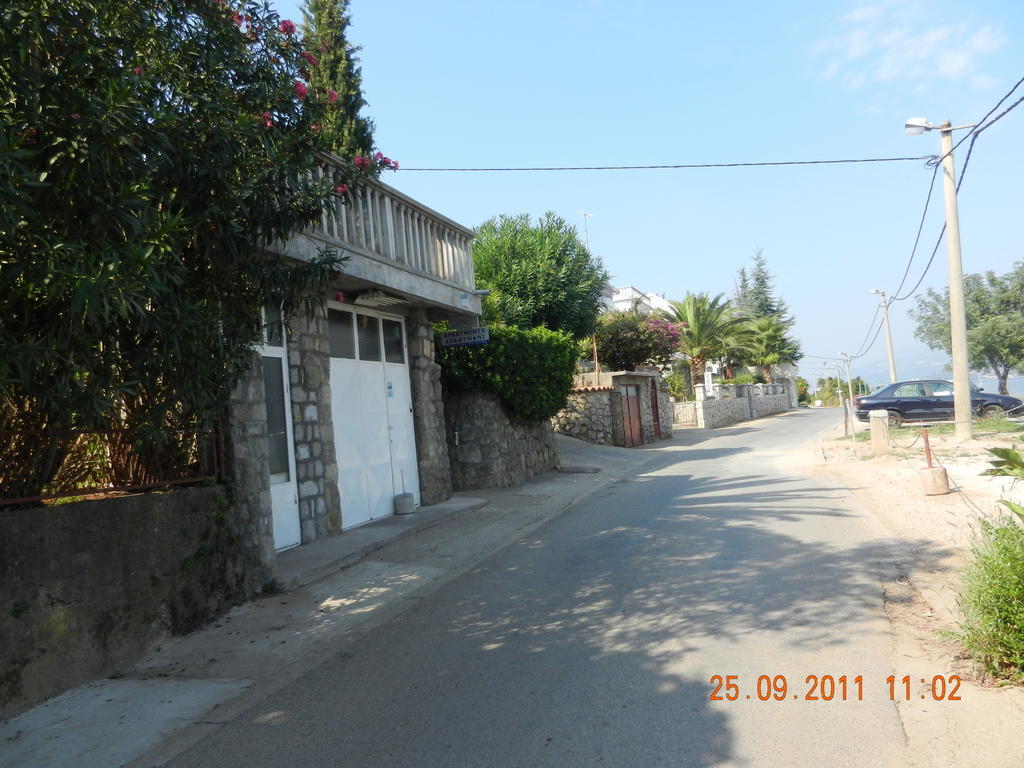 Apartments Sino More Tivat Exterior foto