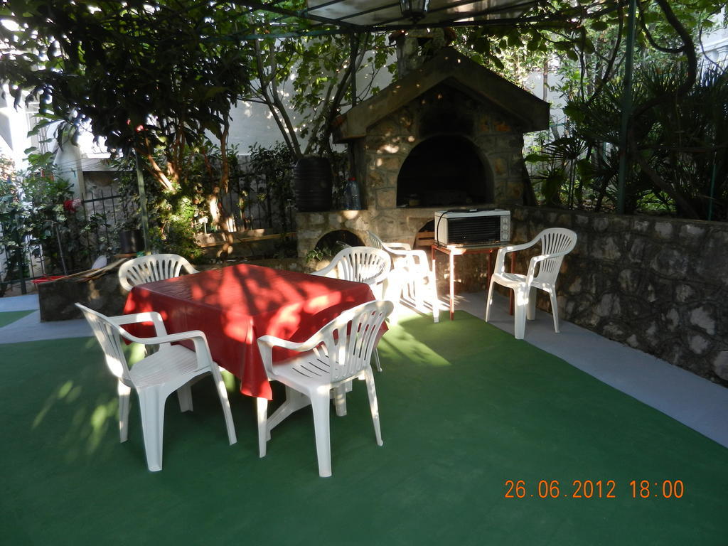 Apartments Sino More Tivat Zimmer foto