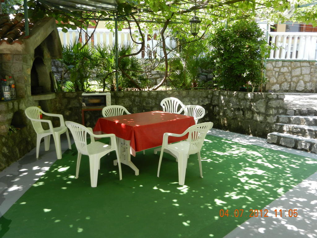 Apartments Sino More Tivat Zimmer foto
